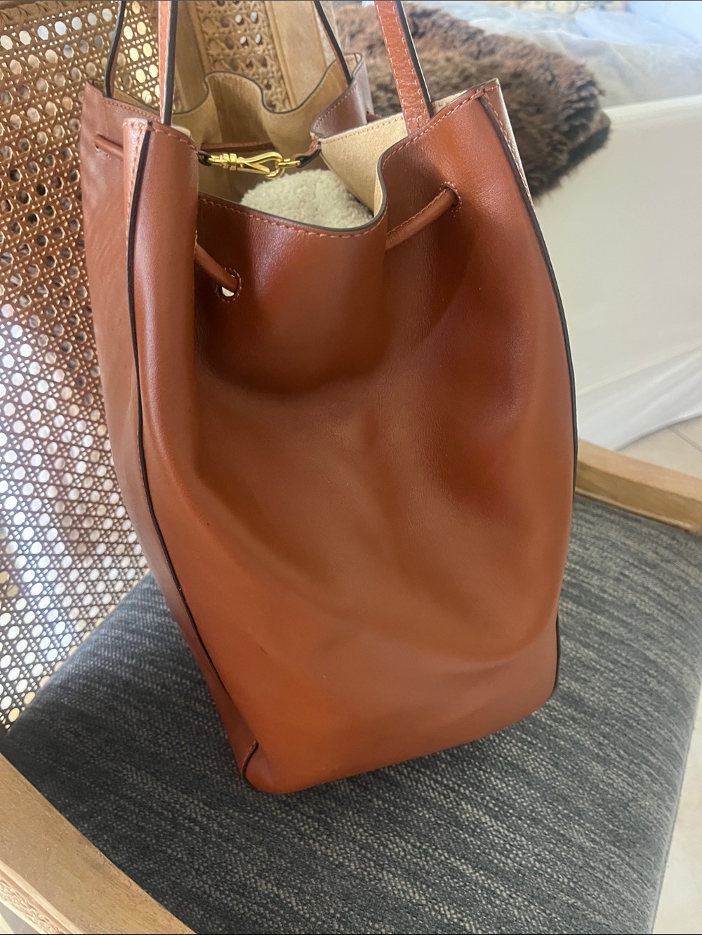 Ralph Lauren medium Andie chestnut color supple full grain leather shoulder bag - Picture 4 of 11